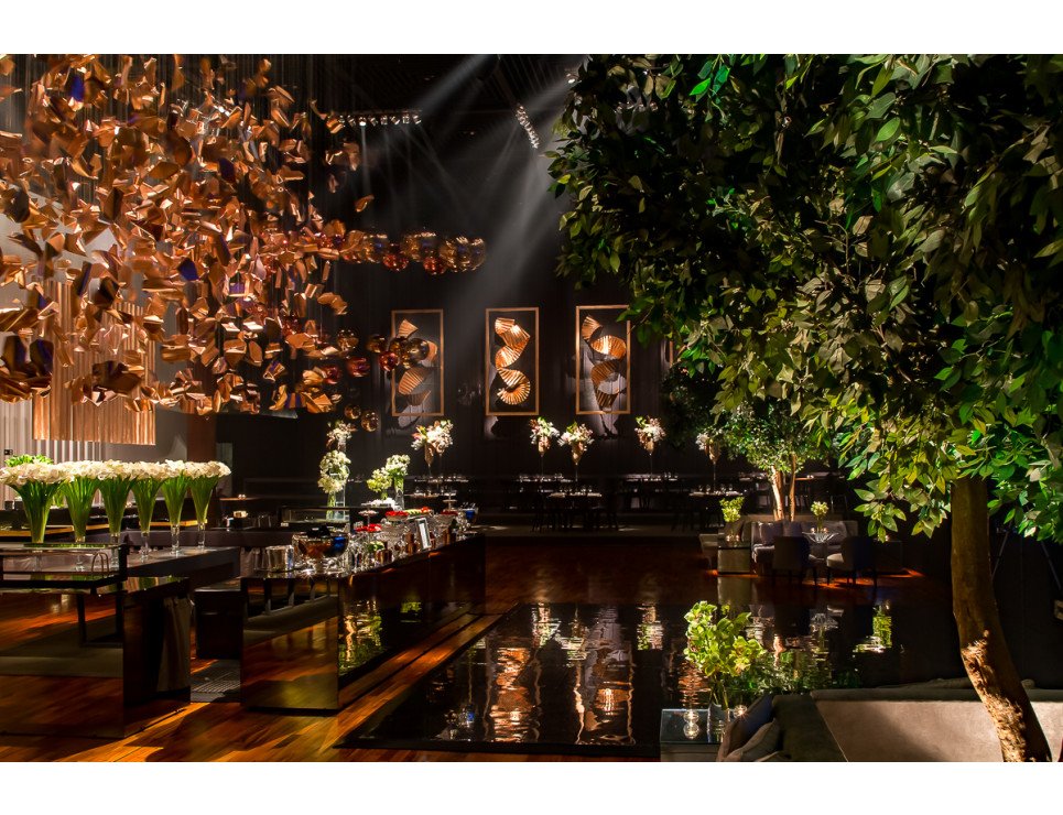 Bar espelho bronze e pista de Dança Murano Preta