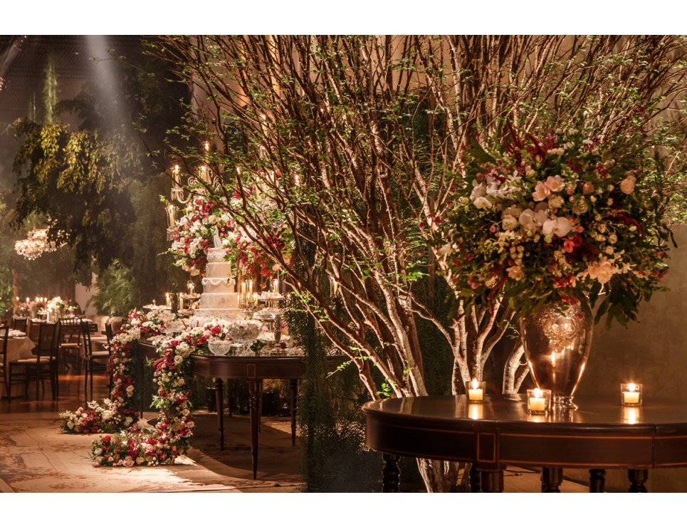 Mesa Inglesa Redonda e Mesa Inglesa Madeira